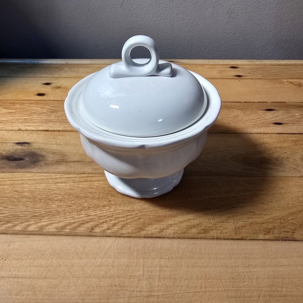 Mikasa "French Countryside" Sugar Bowl And Lid F9000 Japan Vintage Cottagecore